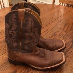 Men’s 12 Justin Cowboy boots